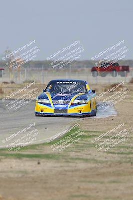 media/Oct-25-2025-CalClub SCCA (Sat) [[34c778dfbe]]/Group 2/Qualifying/